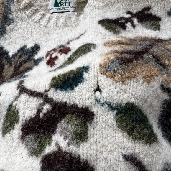 Vintage REI Hand Knit Wool Nature Sweater - Picture 4 of 8
